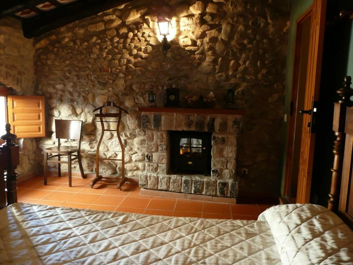 Can Trave Crespia 0*,  Spain